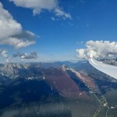 Flugwegposition um 13:53:26: Aufgenommen in der Nähe von Gemeinde Seefeld in Tirol, Seefeld in Tirol, Österreich in 2536 Meter
